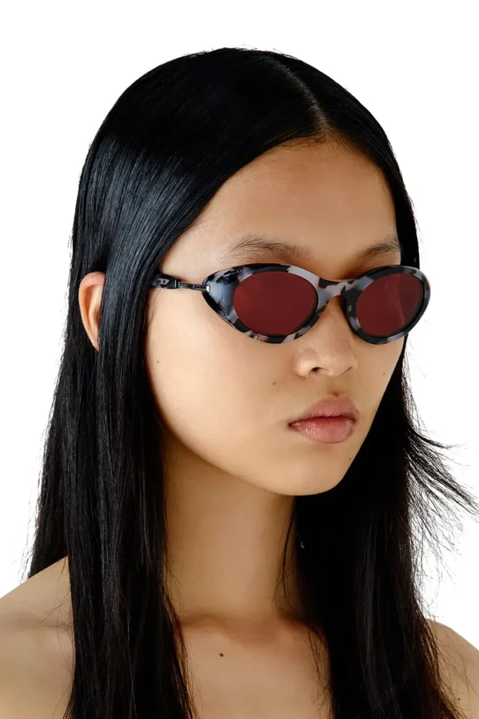 0dl2004 Wrap-around shape sunglasses 0dl2004 Wrap-around shape sunglasses