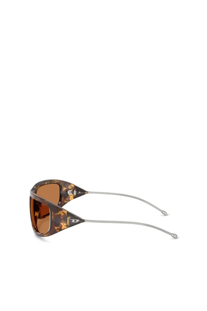 0dl3001 size 61 Wraparound style sunglasses