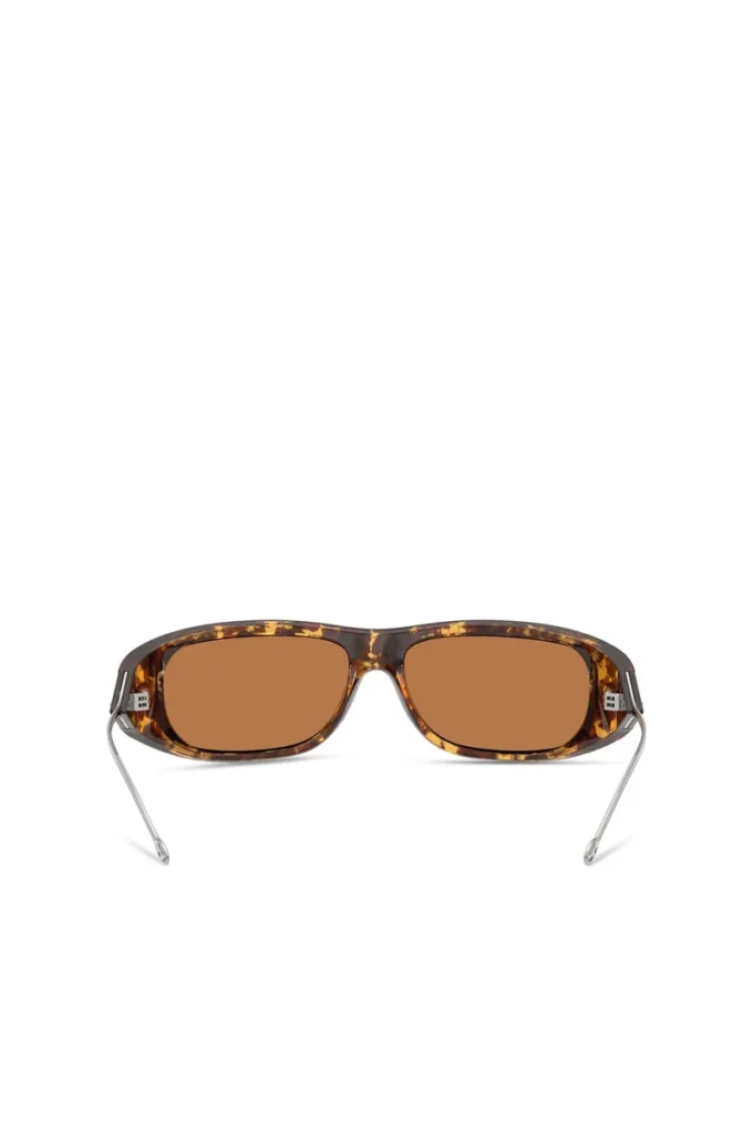 0dl3001 size 61 Wraparound style sunglasses