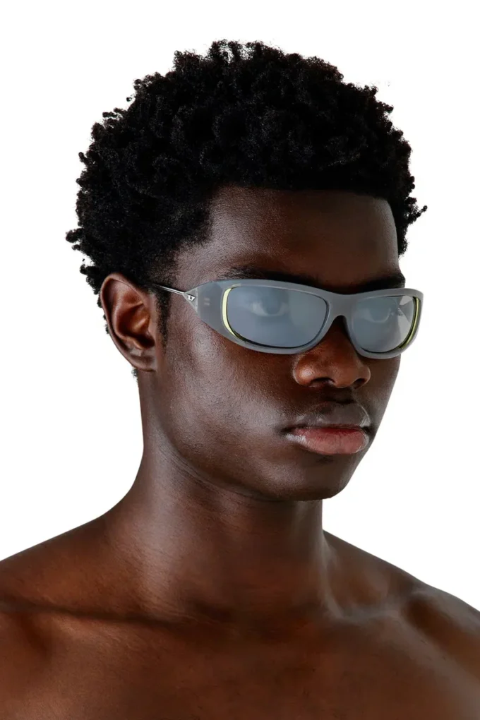 0dl3001 size 61 Wraparound style sunglasses 0dl3001 size 61 Wraparound style sunglasses