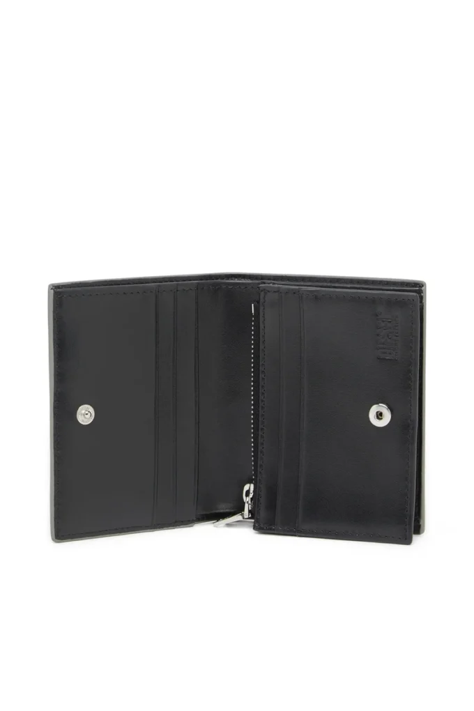1dr bi fold iii Bi-fold wallet in mirror leather 1dr bi fold iii Bi-fold wallet in mirror leather