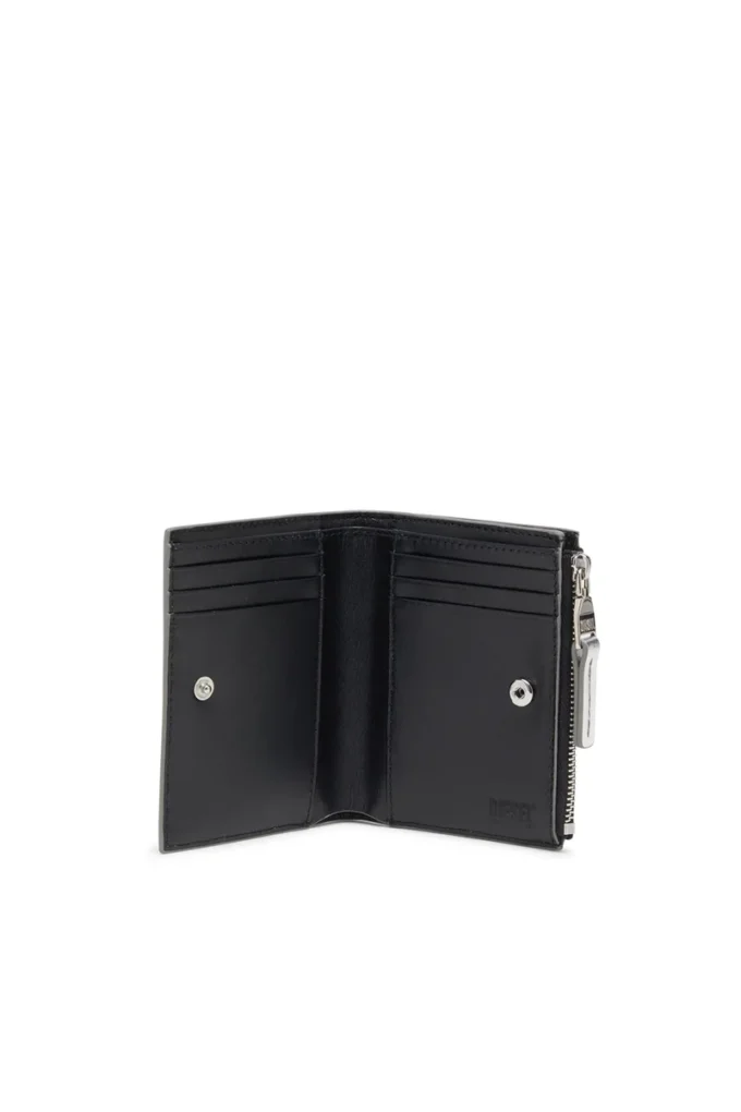 1dr bi-fold zip ii Bi-fold leather wallet with Oval D logo 1dr bi-fold zip ii Bi-fold leather wallet with Oval D logo