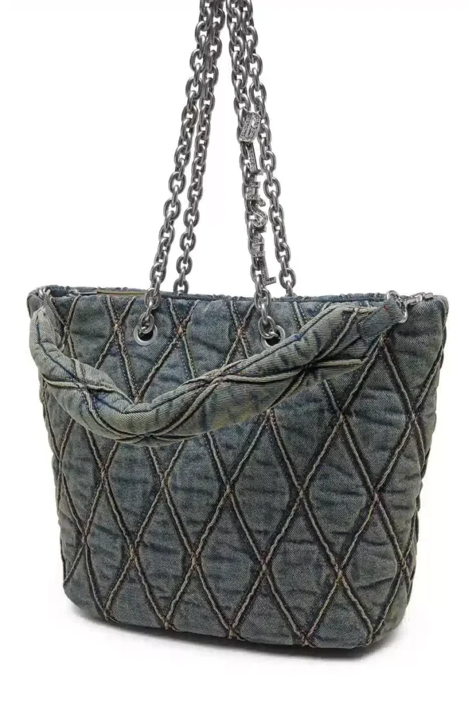 charm-d shopper m Charm-D-Tote bag in quilted denim charm-d shopper m Charm-D-Tote bag in quilted denim