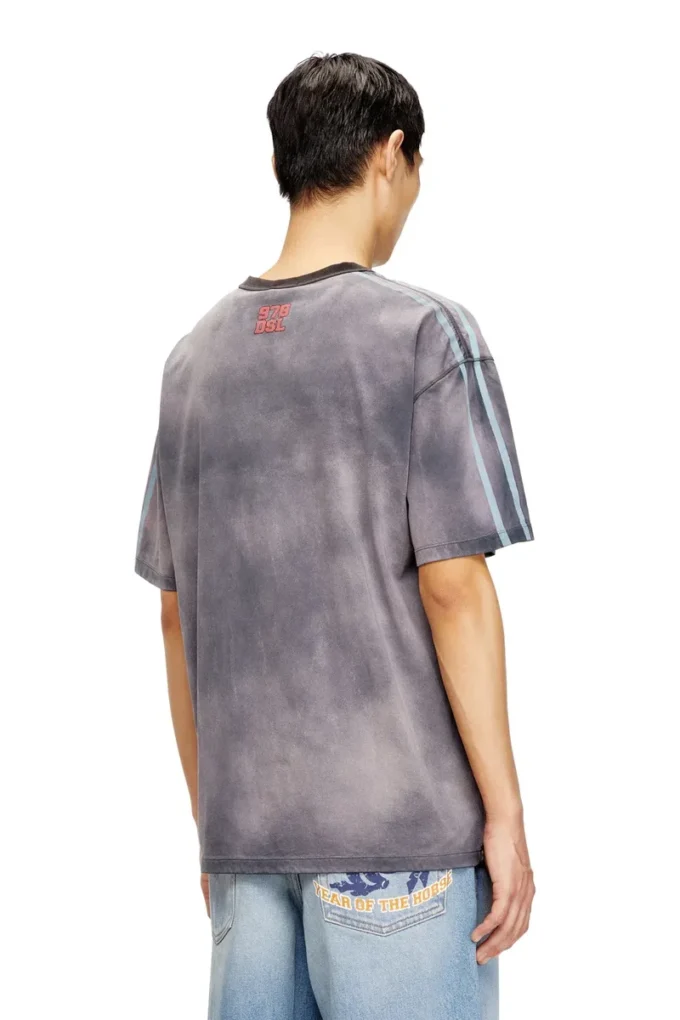 cl-t-boxt-horse Cotton T-shirt with horse graphic print