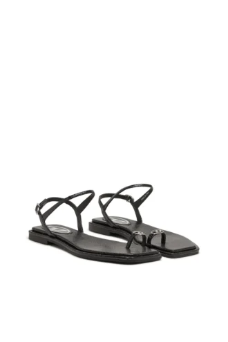 d-amber infra 0 D-AMBER – Sandal in leather with metallic logo