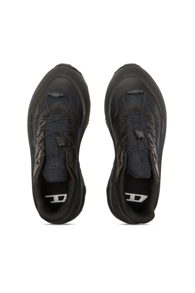 d-cage runner D-Cage Runner-Sneakers in TPU-trimmed ripstop d-cage runner D-Cage Runner-Sneakers in TPU-trimmed ripstop