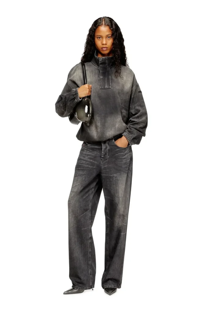 d-flow-s3 Denim top with mock neck d-flow-s3 Denim top with mock neck