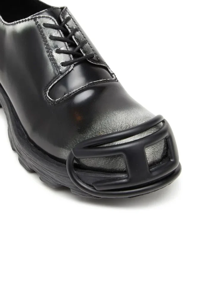 d-hammer so d D-Hammer-Derby shoes in shiny two-tone leather d-hammer so d D-Hammer-Derby shoes in shiny two-tone leather