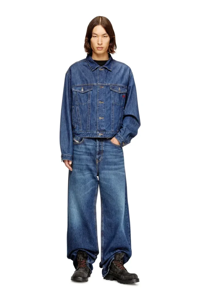 d-ranger Trucker jacket in denim d-ranger Trucker jacket in denim