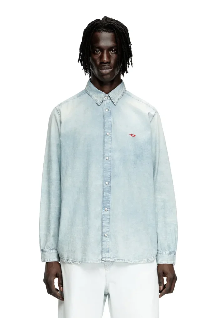 d-simply Shirt in bleach-effect denim