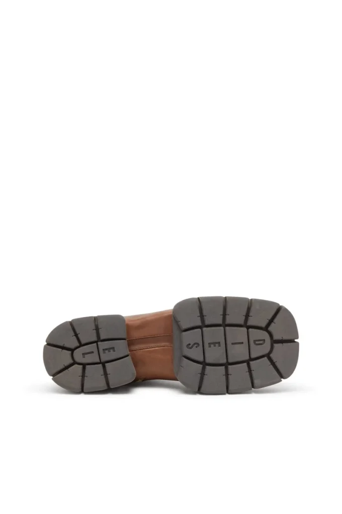 d-tex bt D-Tex-Oiled leather ankle boots with split sole d-tex bt D-Tex-Oiled leather ankle boots with split sole