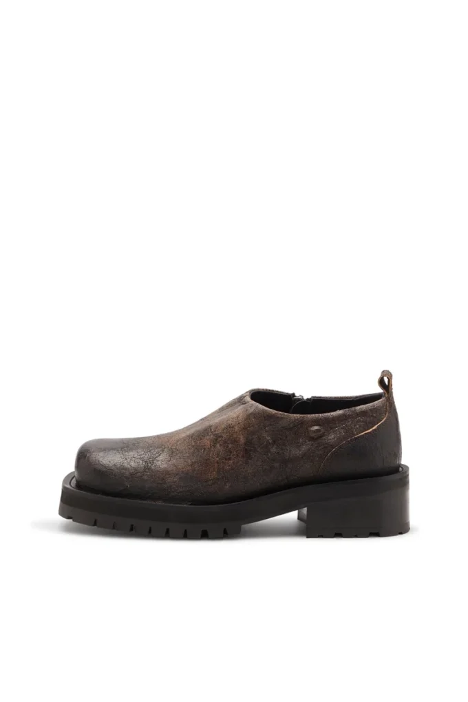 d-texan clog D-Texan-Zipped shoes in distressed crackled suede d-texan clog D-Texan-Zipped shoes in distressed crackled suede