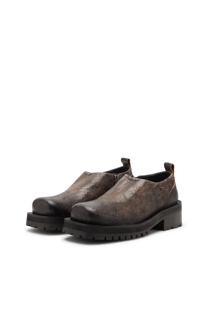 d-texan clog D-Texan-Zipped shoes in distressed crackled suede d-texan clog D-Texan-Zipped shoes in distressed crackled suede
