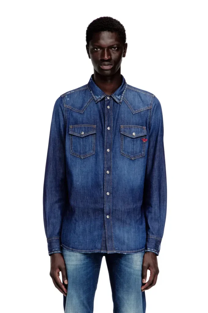 d-vega Denim shirt with patch pockets