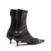 d-venus kittie bt D-Venus-Sock boot with Oval D plaque d-venus kittie bt D-Venus-Sock boot with Oval D plaque