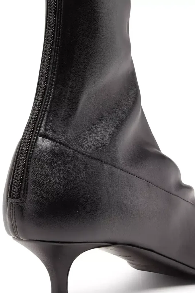 d-venus kittie bt D-Venus-Sock boot with Oval D plaque d-venus kittie bt D-Venus-Sock boot with Oval D plaque