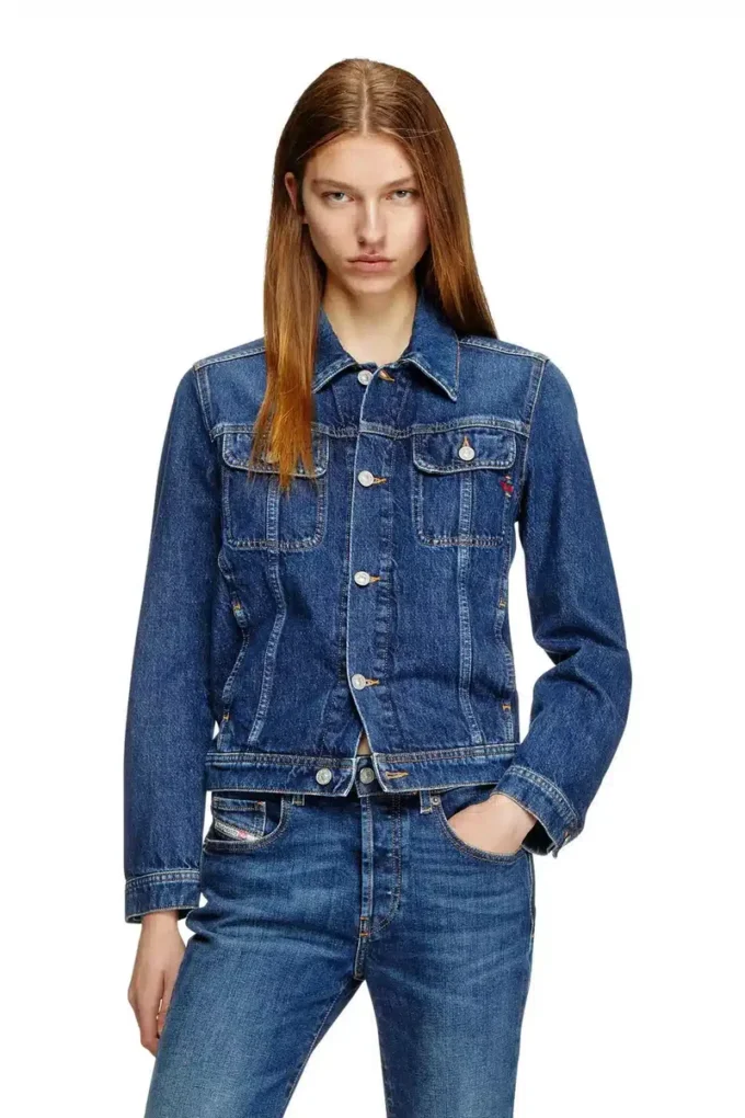 de-bonny Trucker jacket in denim de-bonny Trucker jacket in denim
