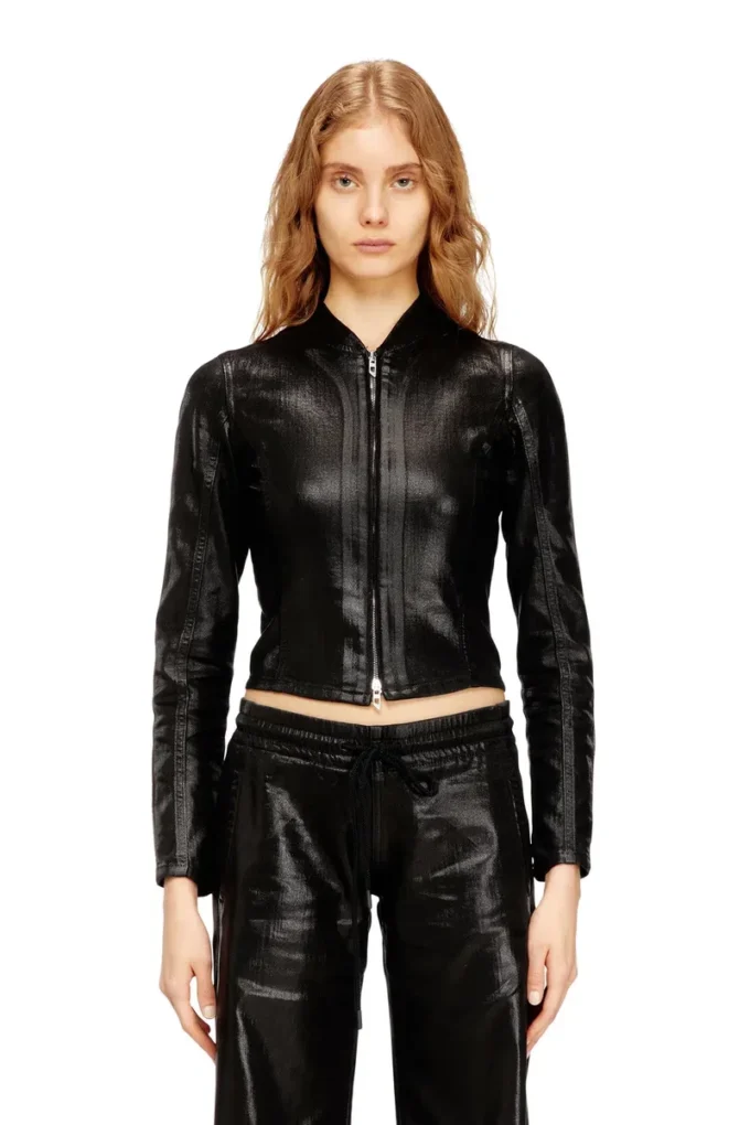 de-gary-d jogg Cropped jacket in shiny coated JoggJeans de-gary-d jogg Cropped jacket in shiny coated JoggJeans