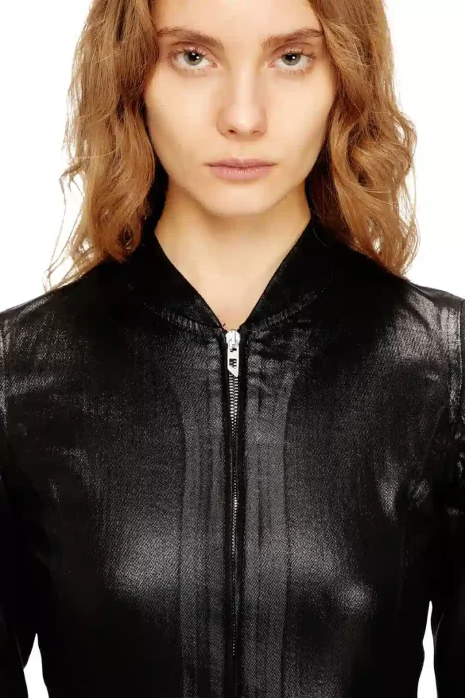 de-gary-d jogg Cropped jacket in shiny coated JoggJeans de-gary-d jogg Cropped jacket in shiny coated JoggJeans