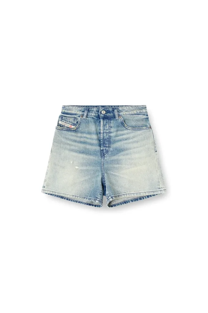 de-jiro Shorts in worn-effect denim de-jiro Shorts in worn-effect denim