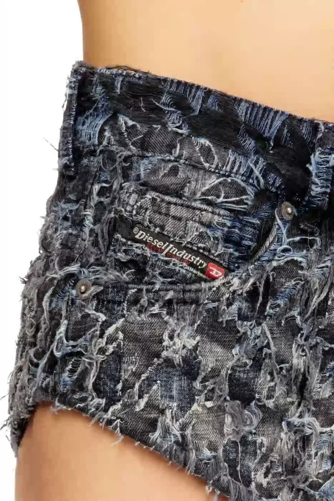 de-jizz-fsh2 Shorts in houndstooth tie-dye denim de-jizz-fsh2 Shorts in houndstooth tie-dye denim