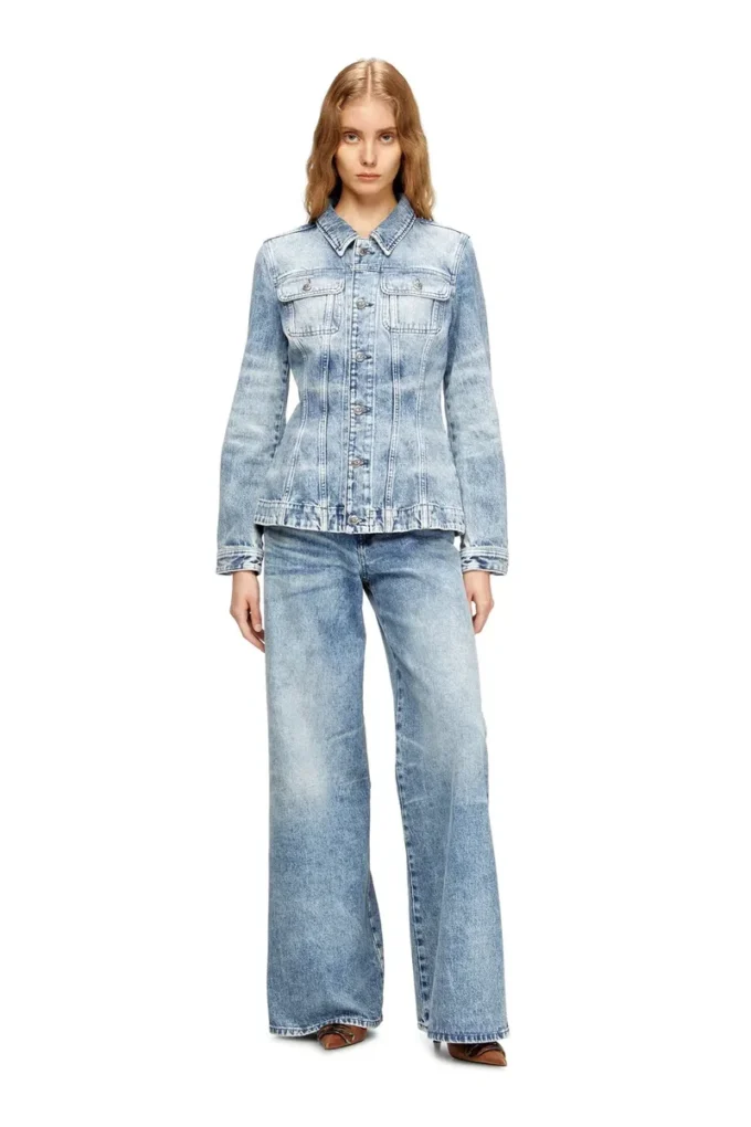 de-katerin-fsh Fitted jacket in lasered cotton-hemp denim de-katerin-fsh Fitted jacket in lasered cotton-hemp denim
