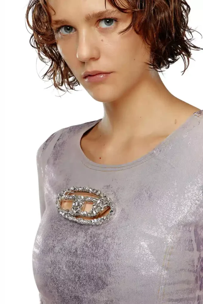 de-top1-fse Long-sleeve top with crystal plaque