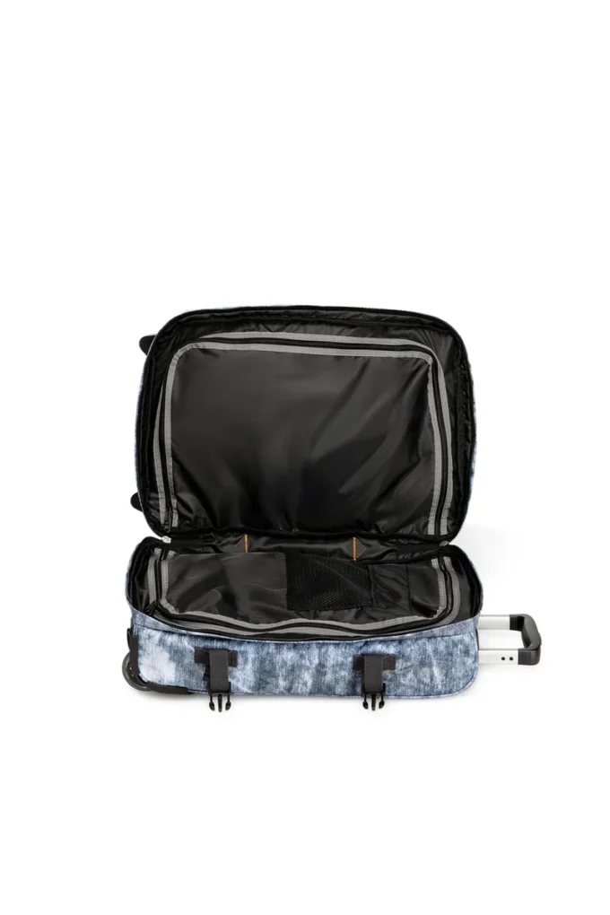 diesel transit’r s Cabin bag in trompe l’oeil denim diesel transit’r s Cabin bag in trompe l’oeil denim