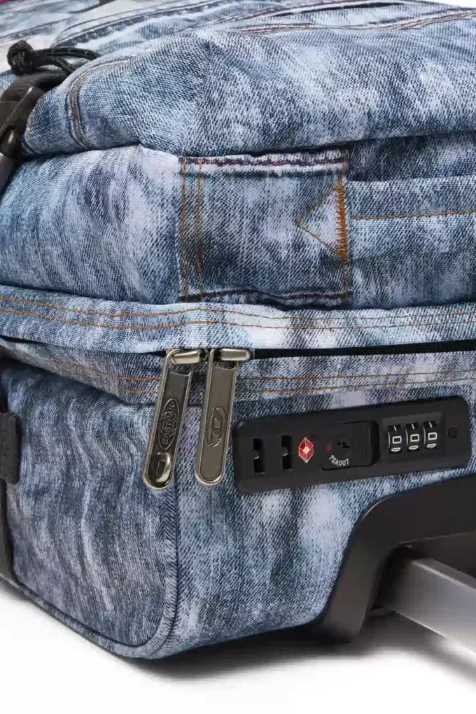 diesel transit’r s Cabin bag in trompe l’oeil denim diesel transit’r s Cabin bag in trompe l’oeil denim