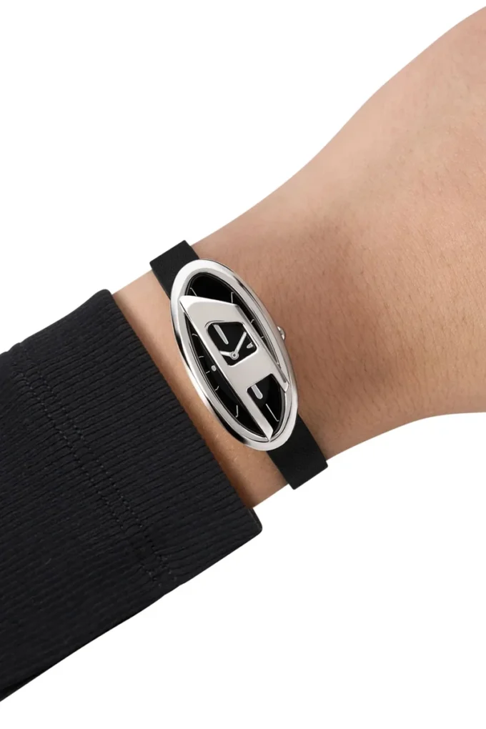 dz5612 watch D-Era Two -Hand Black Leather Watch dz5612 watch D-Era Two -Hand Black Leather Watch