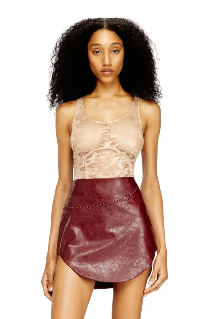 ezzy-utlt Nylon bodysuit with lace design