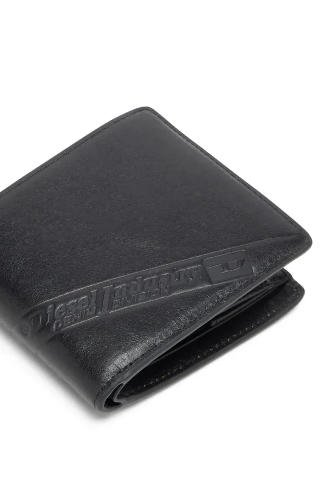flag-d bi-fold coin s 3d Bi-fold leather wallet with embossed logo flag-d bi-fold coin s 3d Bi-fold leather wallet with embossed logo