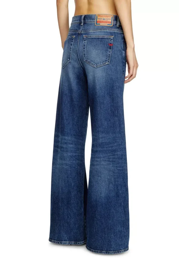 flare jeans 1978 d-akemi 09l21 Find nearest store flare jeans 1978 d-akemi 09l21 Find nearest store