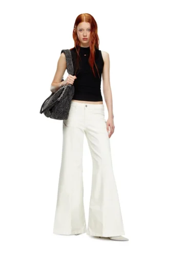 flare jeans d-akii 09j68 Find nearest store