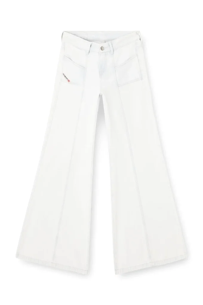 flare jeans d-akii 09m08 Find nearest store flare jeans d-akii 09m08 Find nearest store