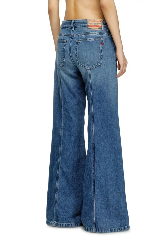 flare jeans d-akii 09m56 Find nearest store flare jeans d-akii 09m56 Find nearest store