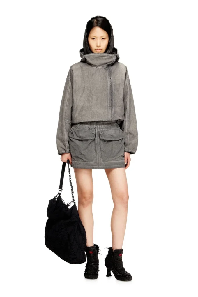 g-orilla Hooded windbreaker in treated Taslan g-orilla Hooded windbreaker in treated Taslan