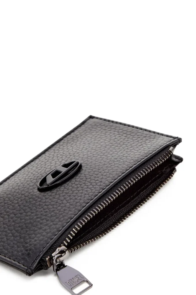 hissu evo card holder iii Flat card holder in grainy leather hissu evo card holder iii Flat card holder in grainy leather