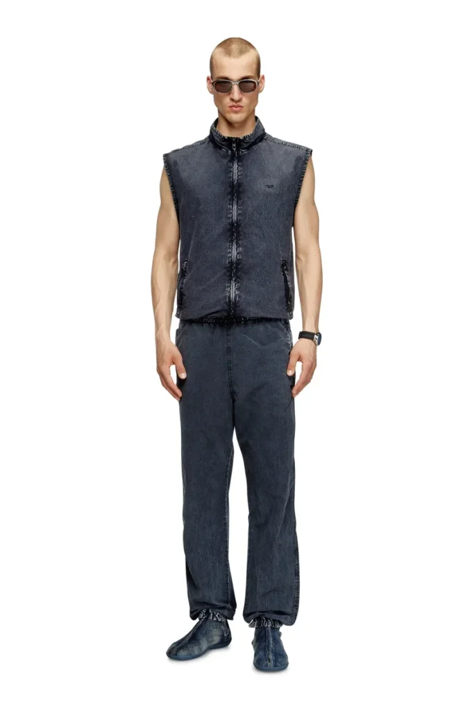 j-erb Vest in recycled nylon taslan j-erb Vest in recycled nylon taslan
