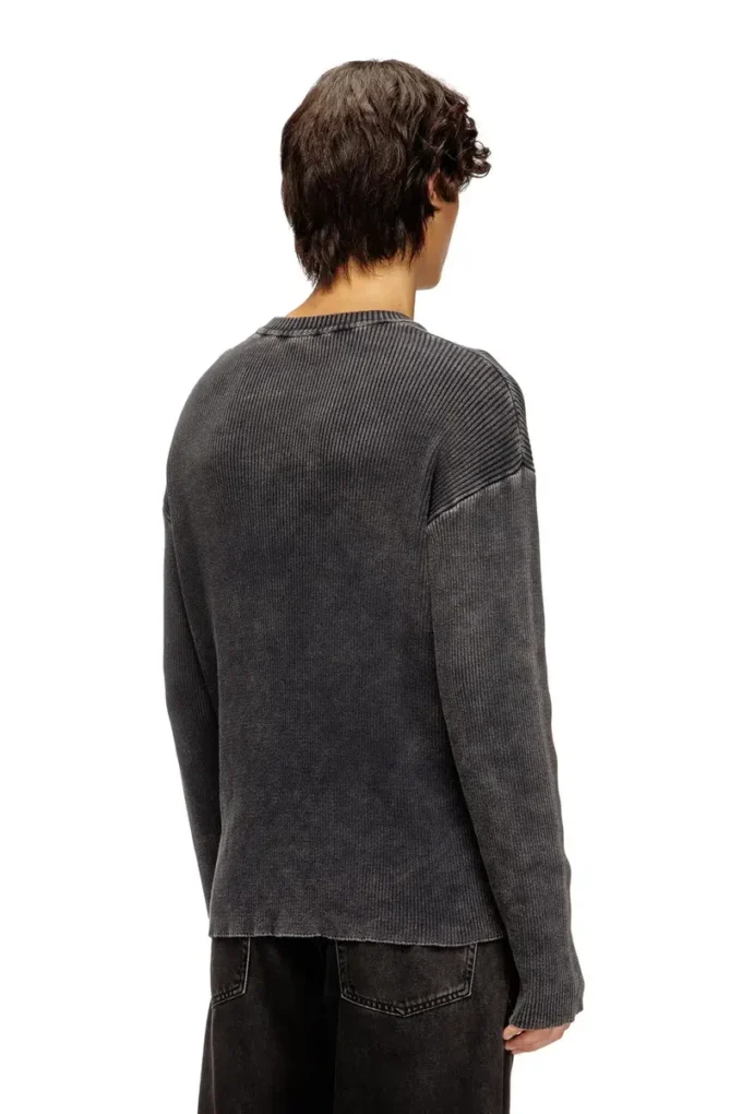k-darren-d Cut-out ribbed jumper with Oval D plaque k-darren-d Cut-out ribbed jumper with Oval D plaque