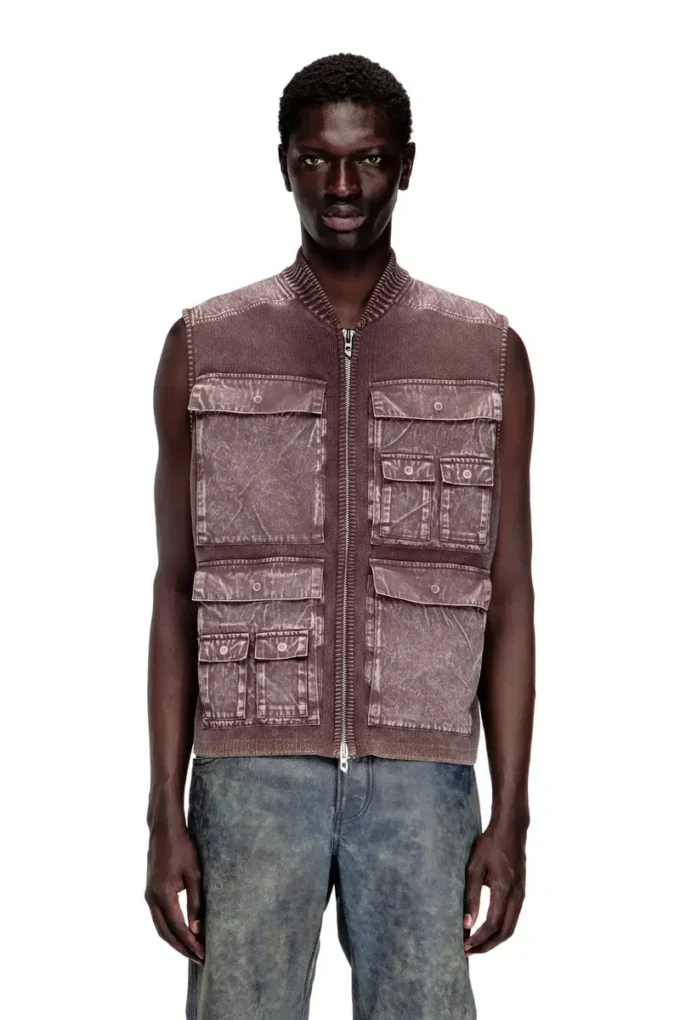 k-giulius Zip-up knitted vest with cargo pockets k-giulius Zip-up knitted vest with cargo pockets