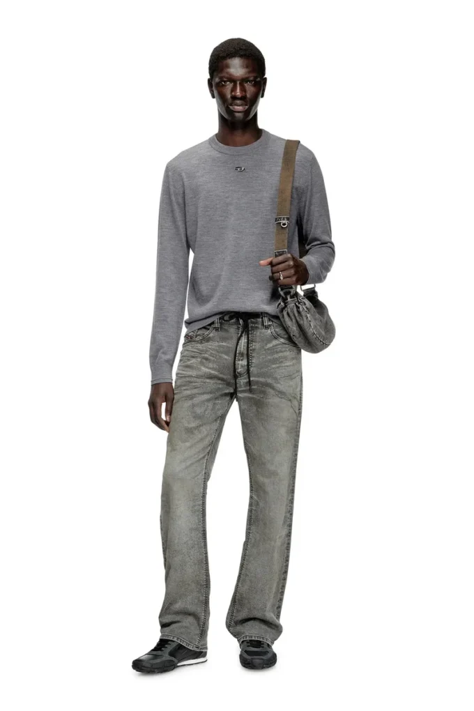 k-valiam Wool jumper with cut-out logo k-valiam Wool jumper with cut-out logo