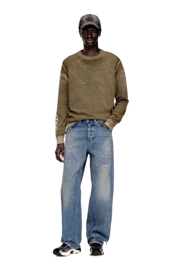 k-yorki Faded reverse-print jumper with lettering k-yorki Faded reverse-print jumper with lettering