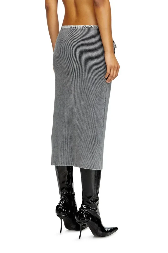 m-meryn Knit midi skirt with denim cargo pockets m-meryn Knit midi skirt with denim cargo pockets