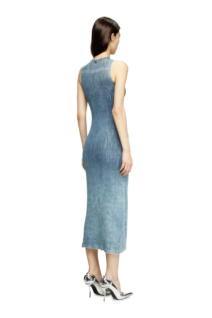 m-milong Denim-yarn midi dress with shiny effect m-milong Denim-yarn midi dress with shiny effect