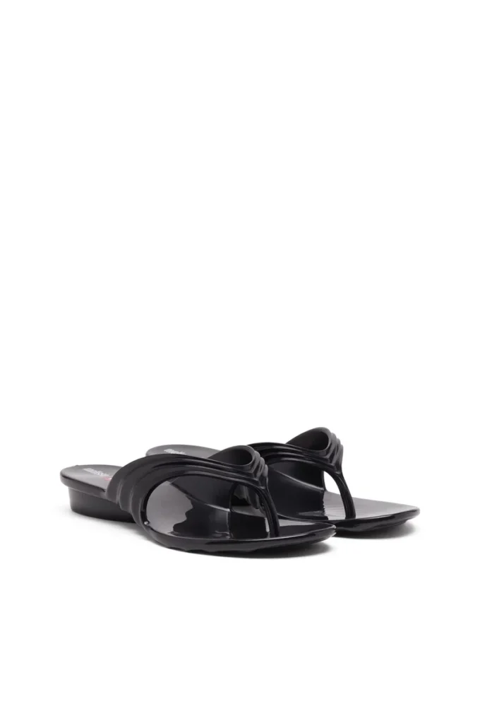 melissa quantum thong Sculptural flip-flops in Melflex® melissa quantum thong Sculptural flip-flops in Melflex®