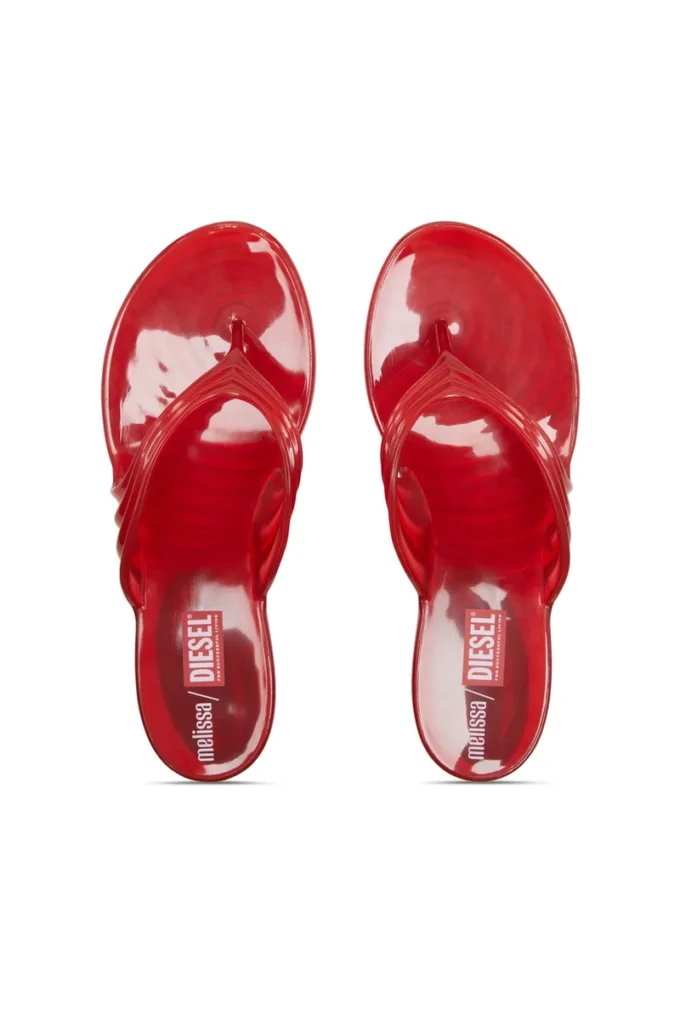 melissa quantum thong Sculptural flip-flops in Melflex® melissa quantum thong Sculptural flip-flops in Melflex®
