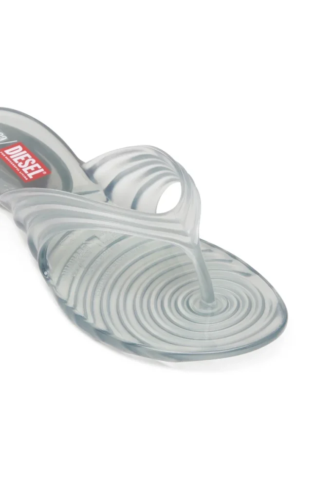 melissa quantum thong Sculptural flip-flops in Melflex® melissa quantum thong Sculptural flip-flops in Melflex®