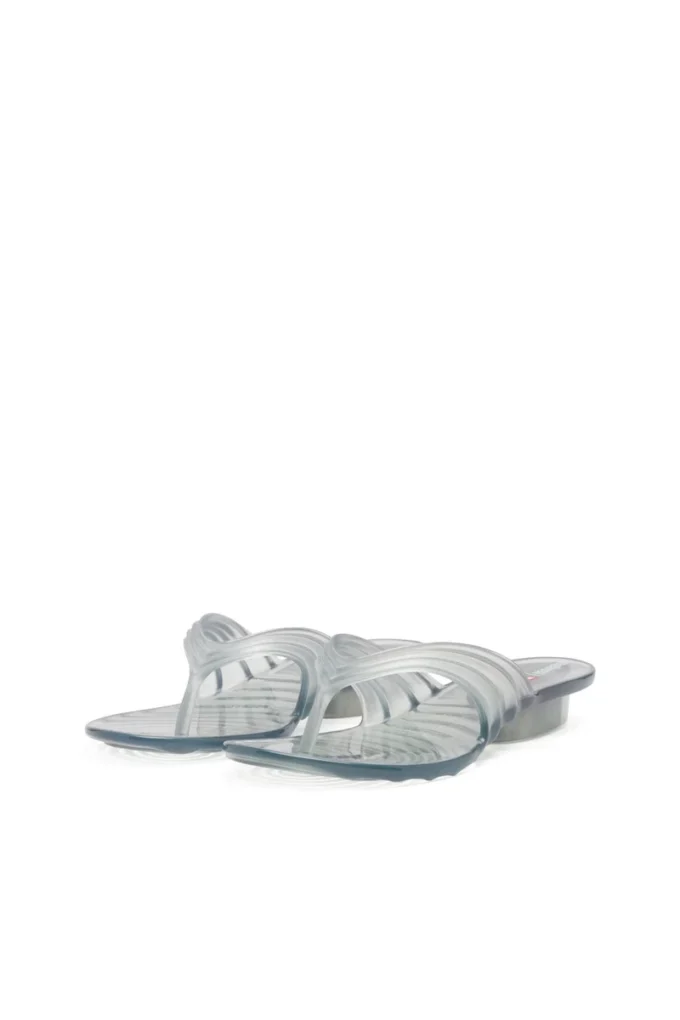 melissa quantum thong Sculptural flip-flops in Melflex® melissa quantum thong Sculptural flip-flops in Melflex®