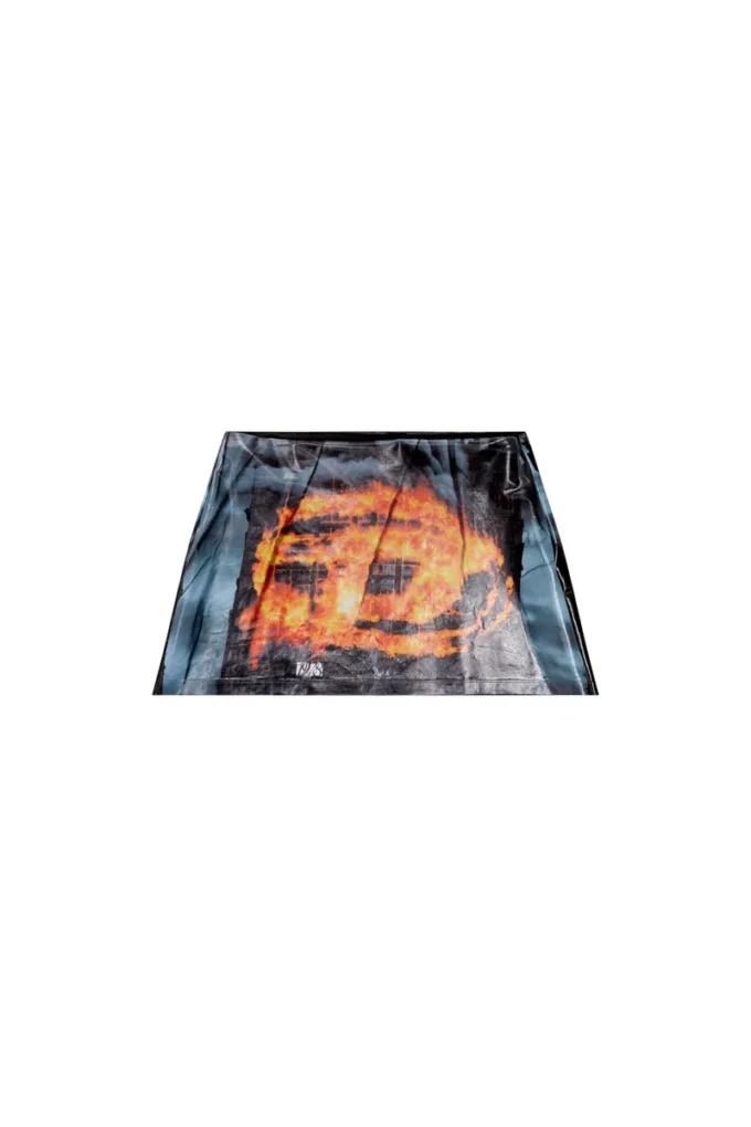 o-hunt Short skirt with poster print o-hunt Short skirt with poster print